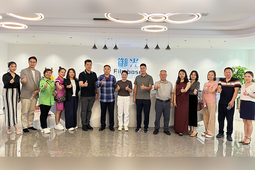 香港湖南联谊总会一行莅临御光FILMBASE调研交流